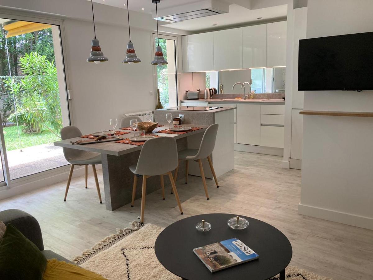 Superbe Appartement Avec Jardin Saint Charles Biarriz Exterior foto